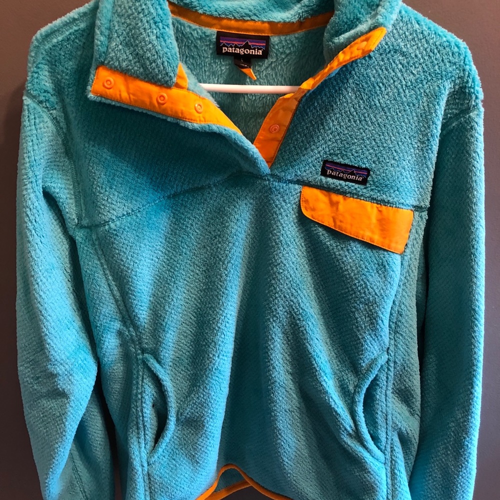 Patagonia fleece pullover.